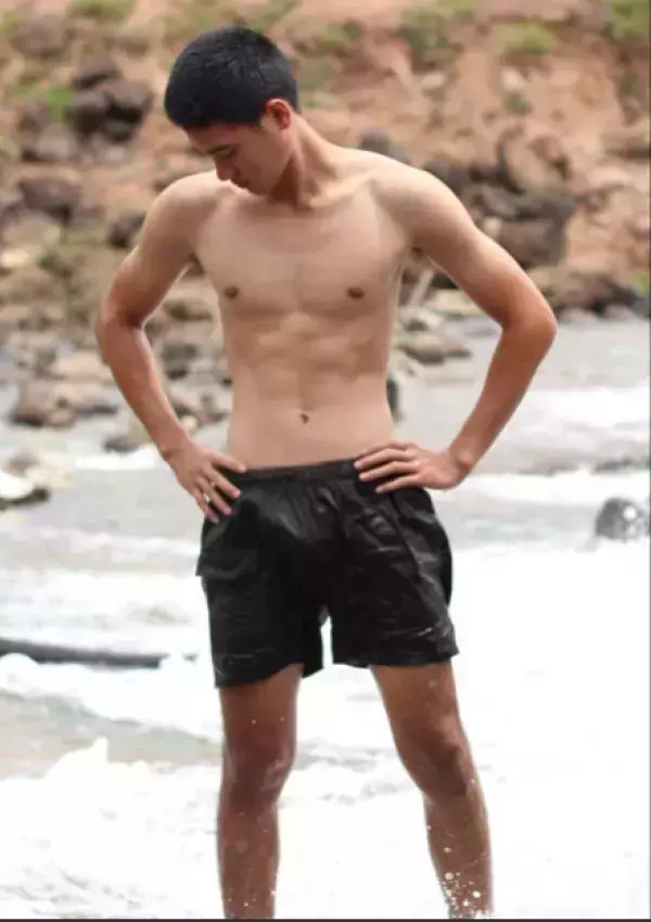 Alexis Men 2