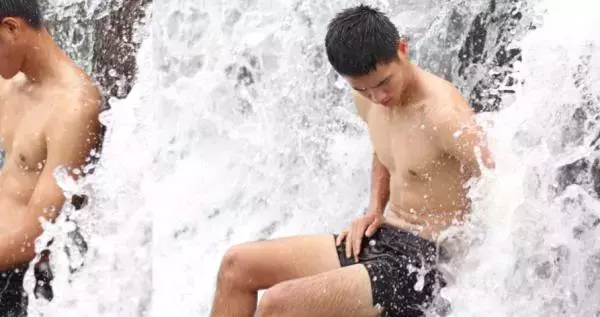 Alexis Men 2