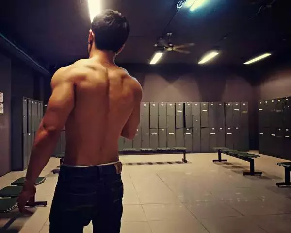Hunger Homme | Ice Ratawit