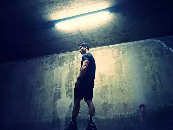 Hunger Homme | Ice Ratawit