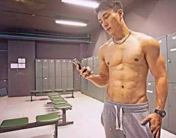 Hunger Homme | Ice Ratawit