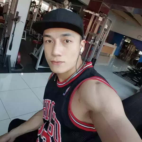 Hunger Homme | Ice Ratawit