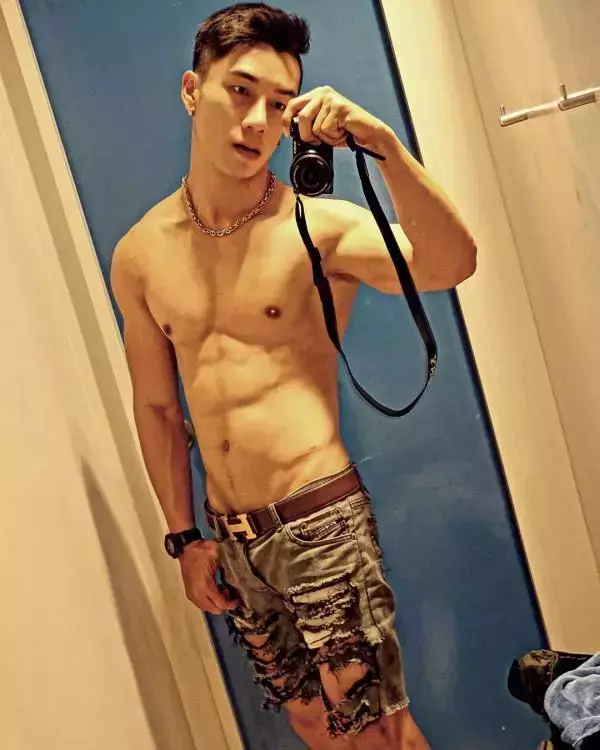 Hunger Homme | Ice Ratawit