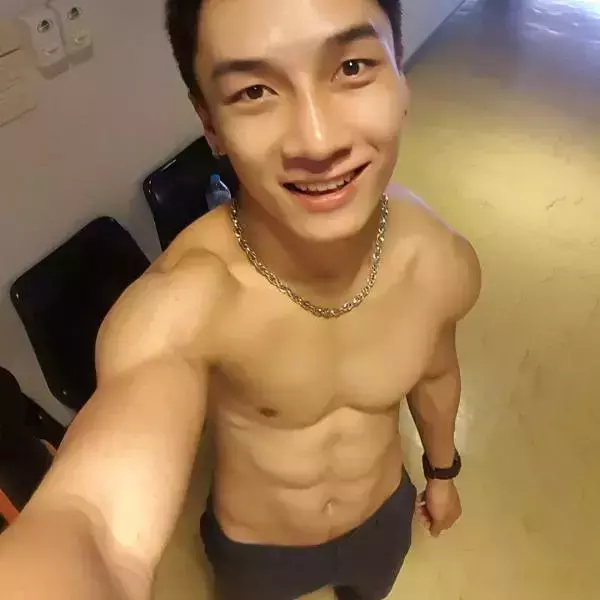 Hunger Homme | Ice Ratawit