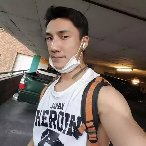 Hunger Homme | Ice Ratawit