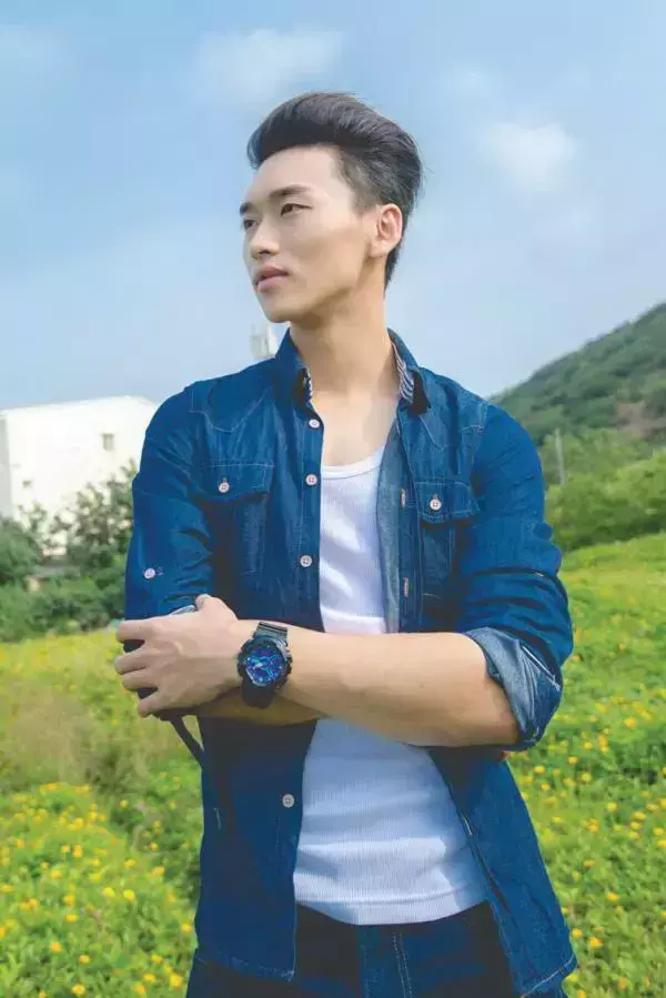 DNA Blue 01-Andrew