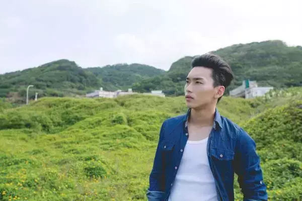 DNA Blue 01-Andrew