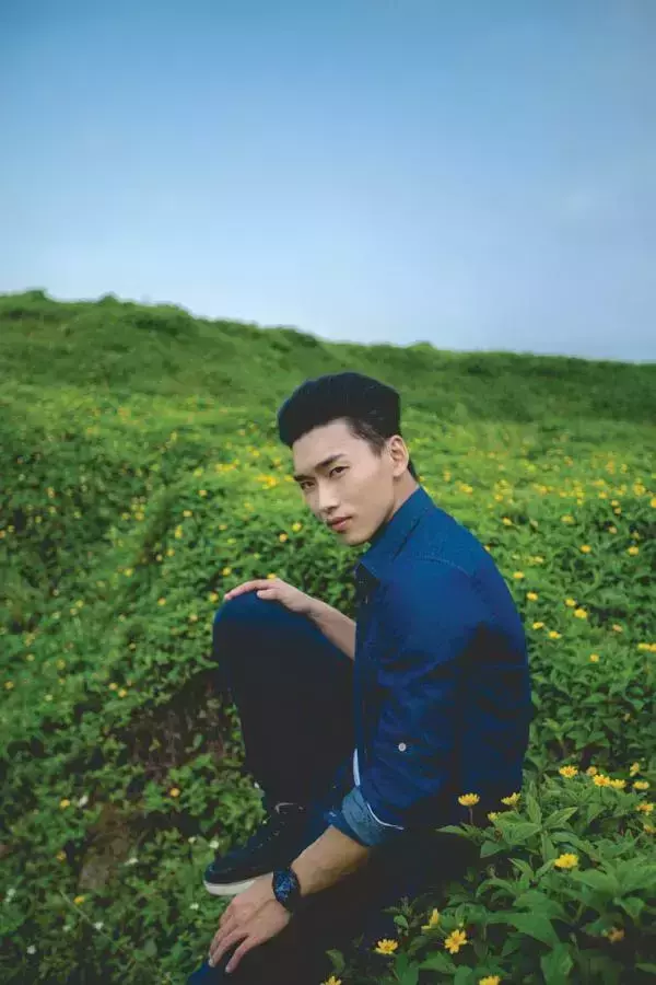 DNA Blue 01-Andrew