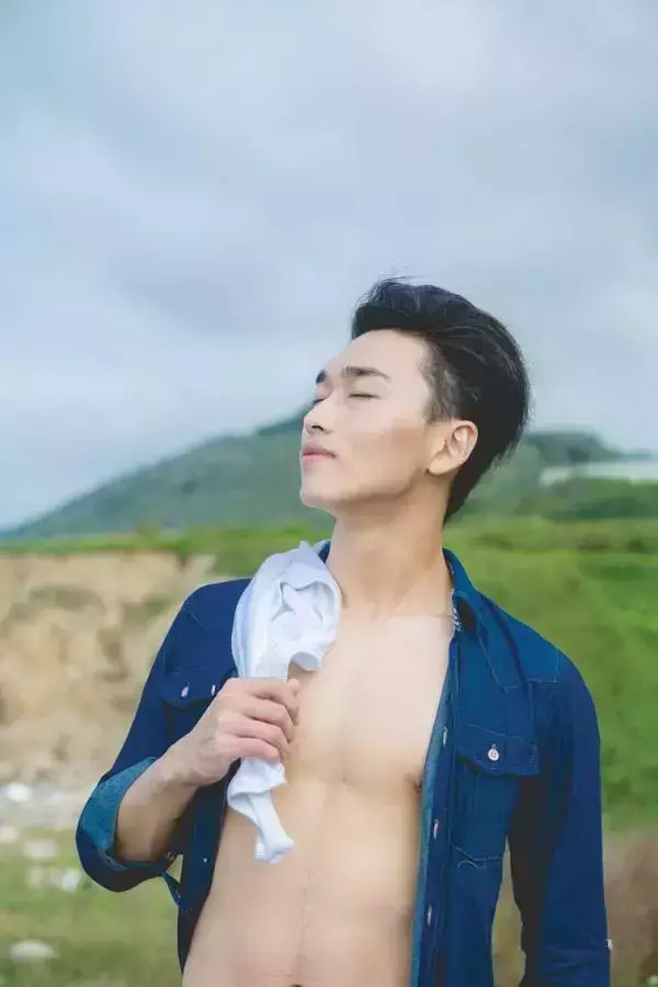 DNA Blue 01-Andrew