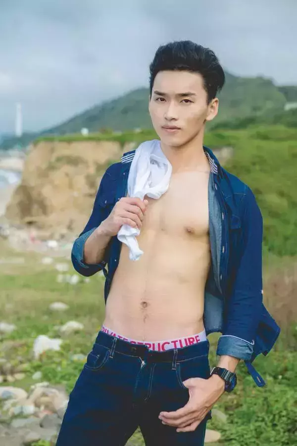 DNA Blue 01-Andrew
