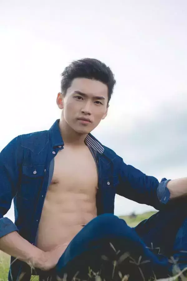 DNA Blue 01-Andrew