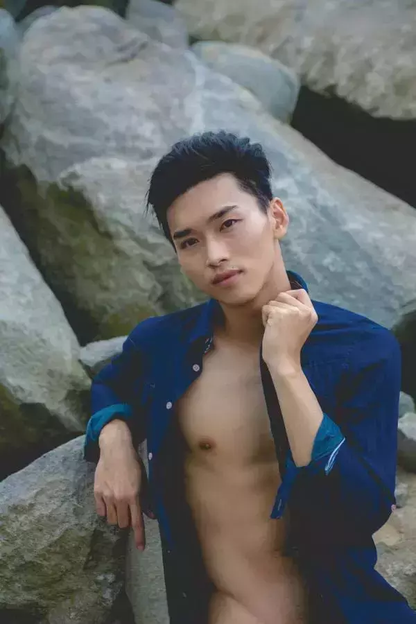 DNA Blue 01-Andrew