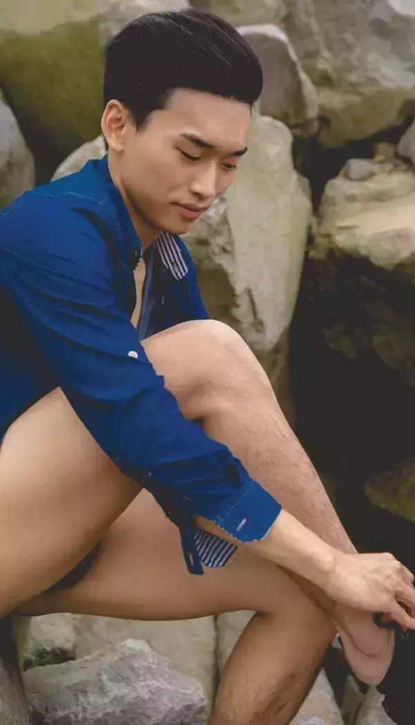 DNA Blue 01-Andrew