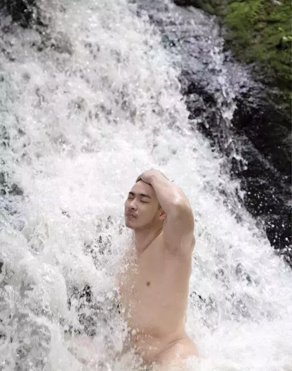 [PHOTO SET] SOUL ISSUE 5 – RAIN IS COMING