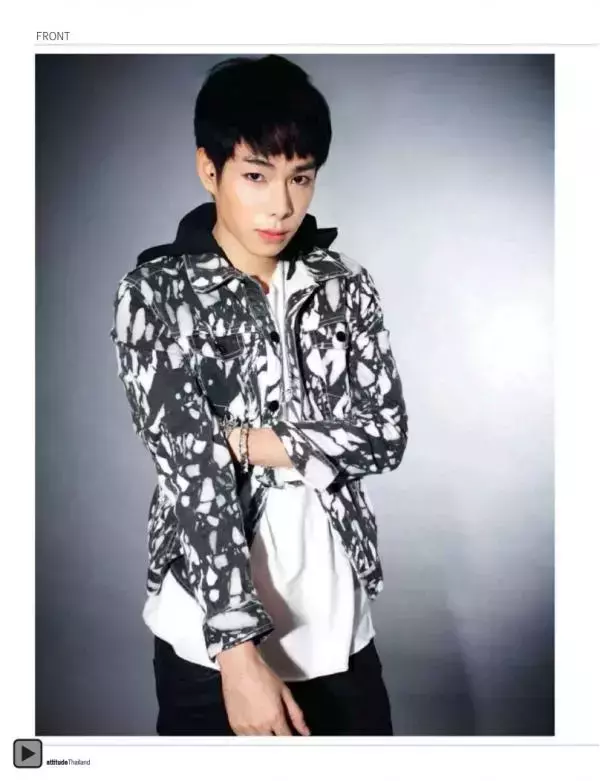 Attitude October 2012