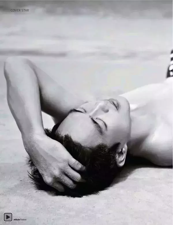 Attitude November 2012