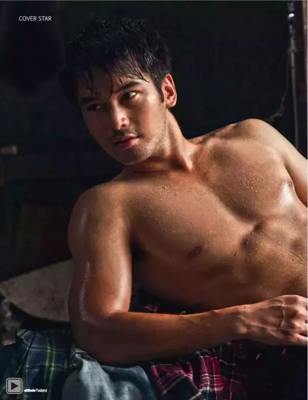 Attitude December 2012