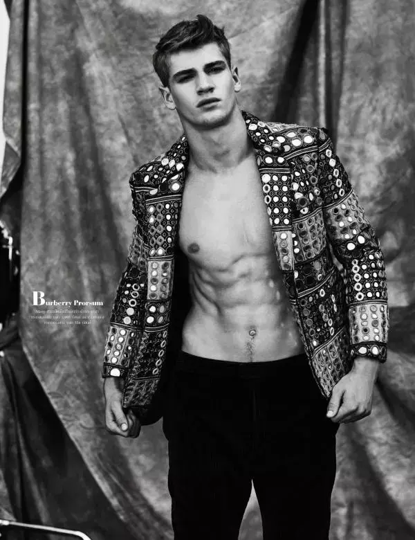 Attitude October 2015
