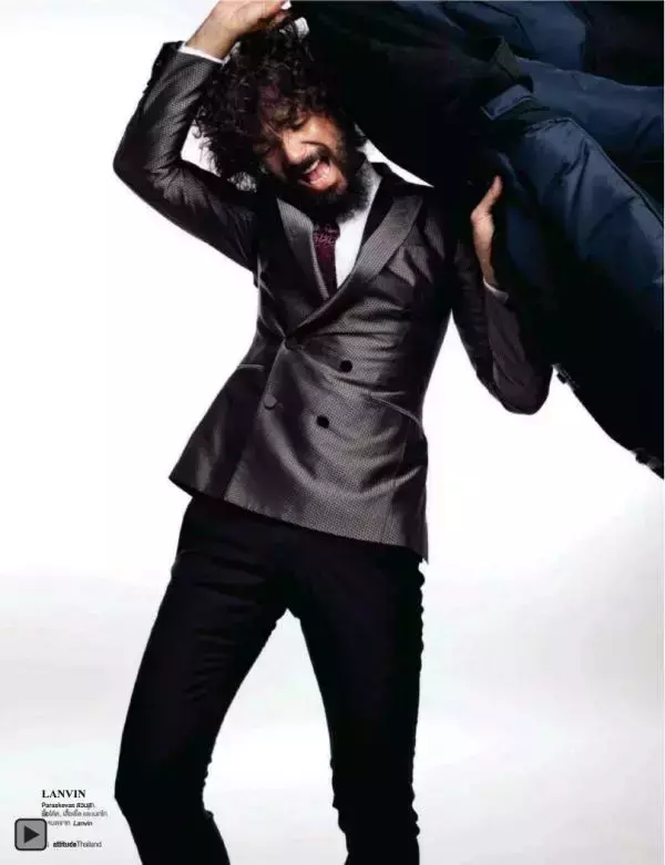 Attitude October 2012
