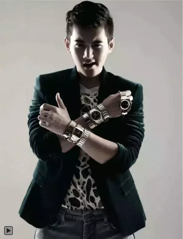Attitude December 2012