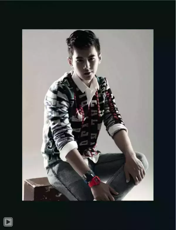 Attitude December 2012