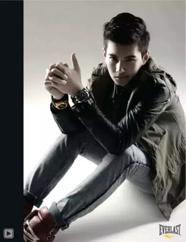 Attitude December 2012