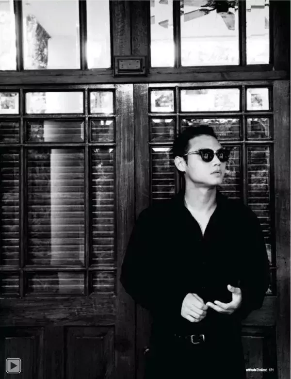 Attitude October 2012
