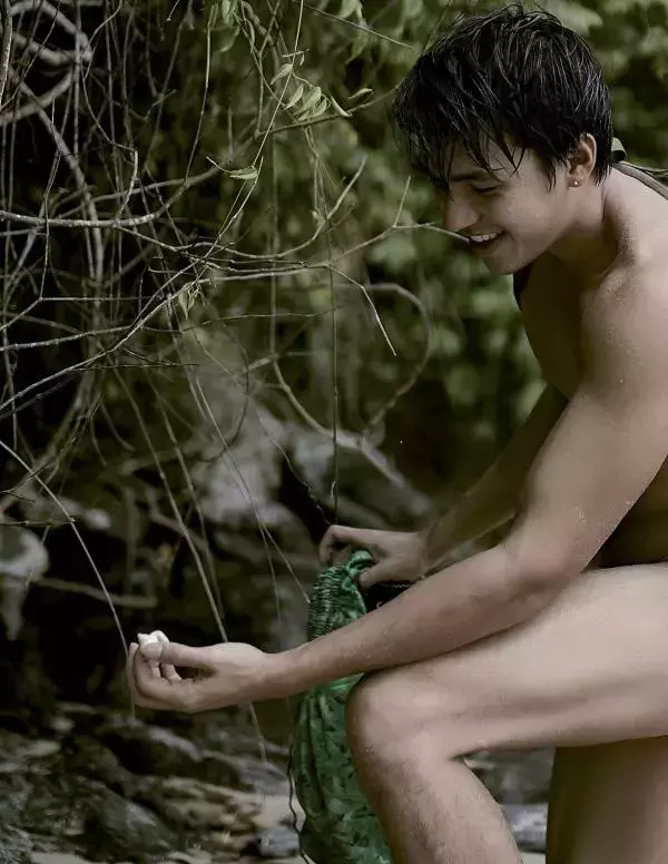 Nogrid Men Issue 01 - Arm