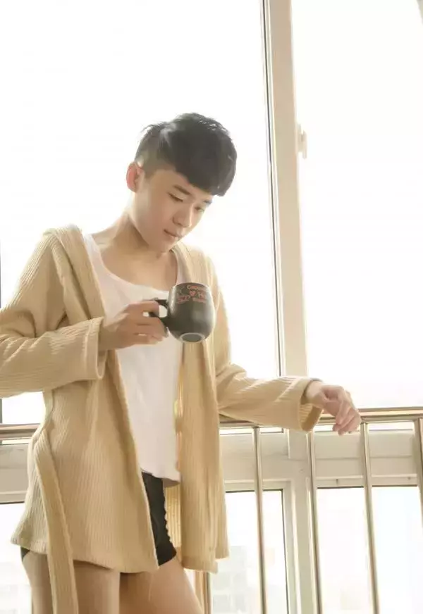 色模第二期耿彬
