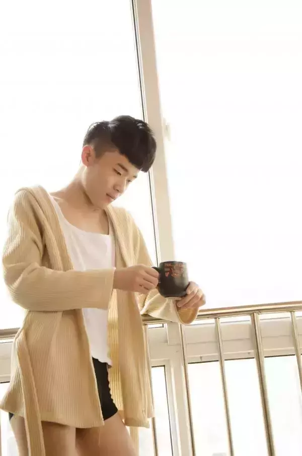 色模第二期耿彬
