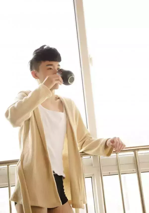 色模第二期耿彬