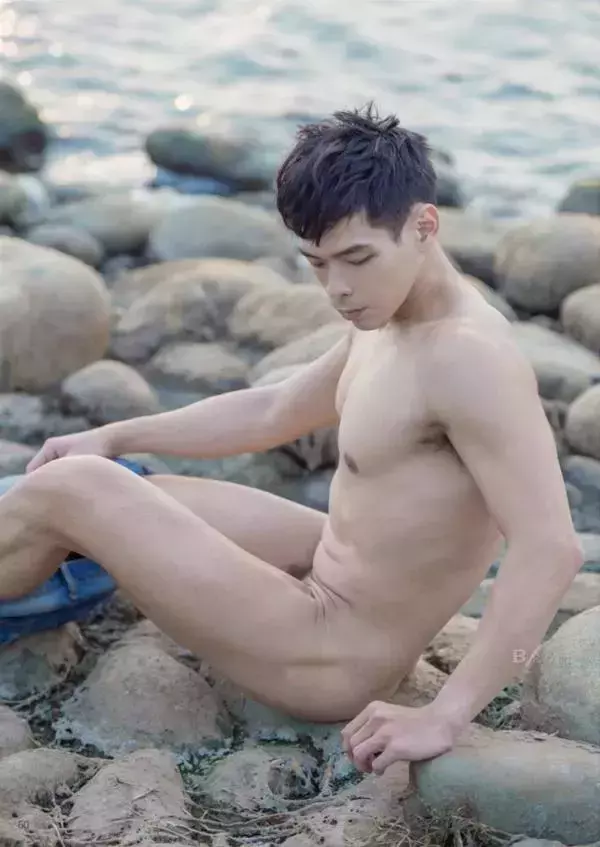 WHOSEMAN NO.63 [Ebook+Video]