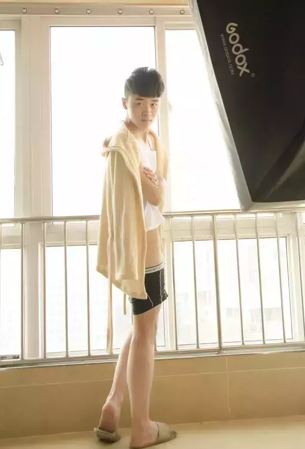 色模第二期耿彬