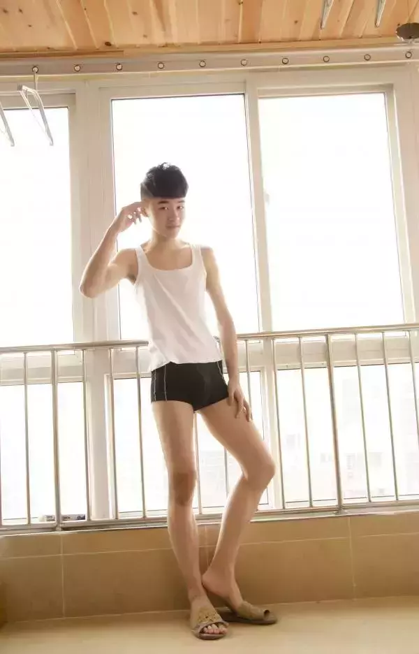 色模第二期耿彬