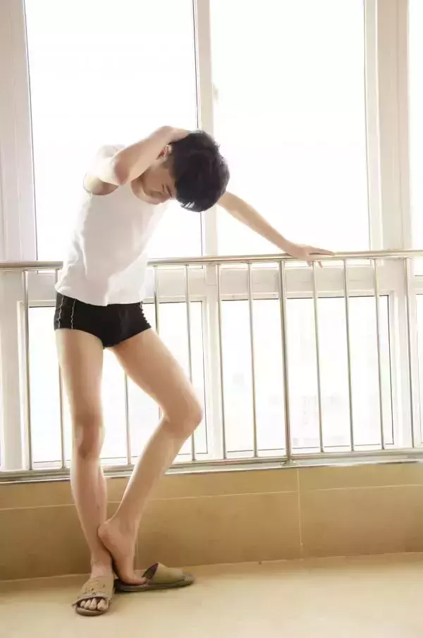 色模第二期耿彬