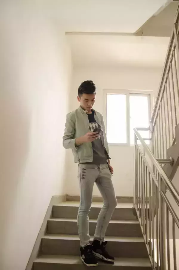色模第二期耿彬