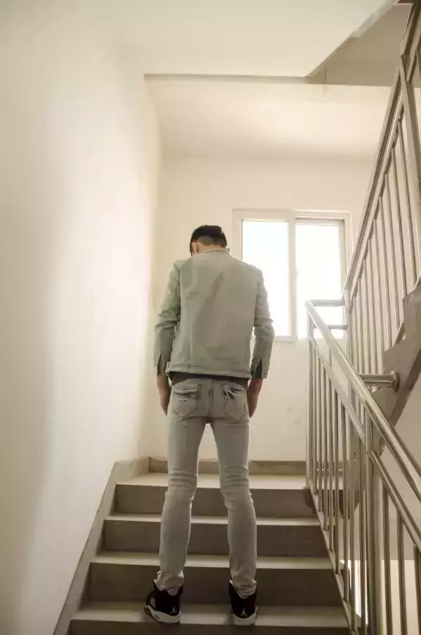 色模第二期耿彬