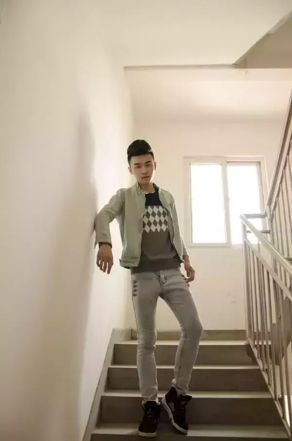 色模第二期耿彬