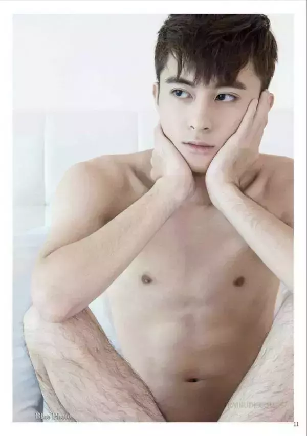 Bluephoto no.59 (ebook + cum video)