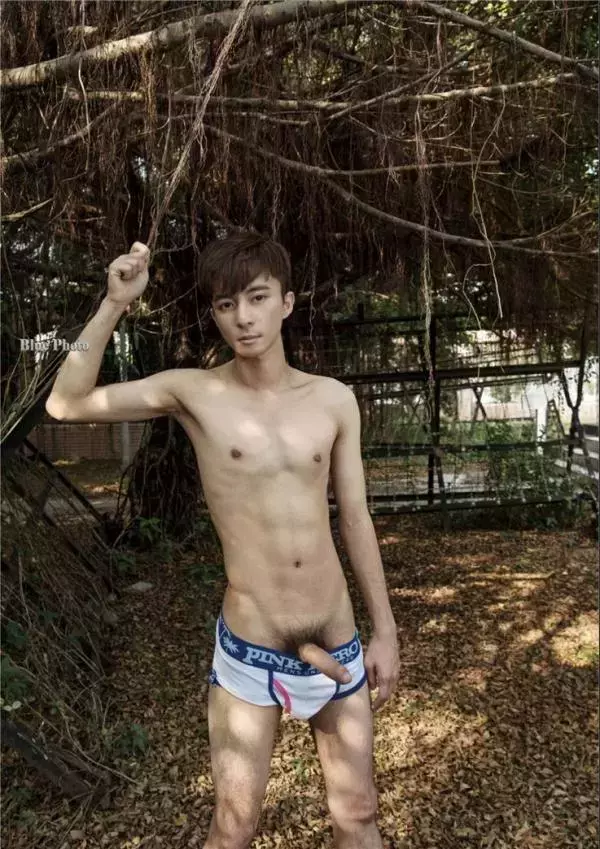 Bluephoto no.59 (ebook + cum video)