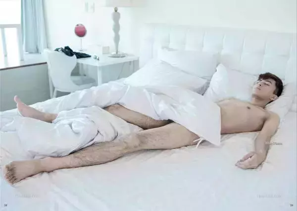 Bluephoto no.59 (ebook + cum video)