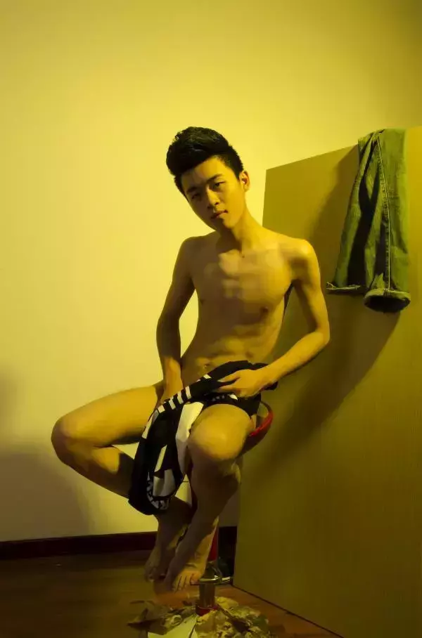色模第二期耿彬