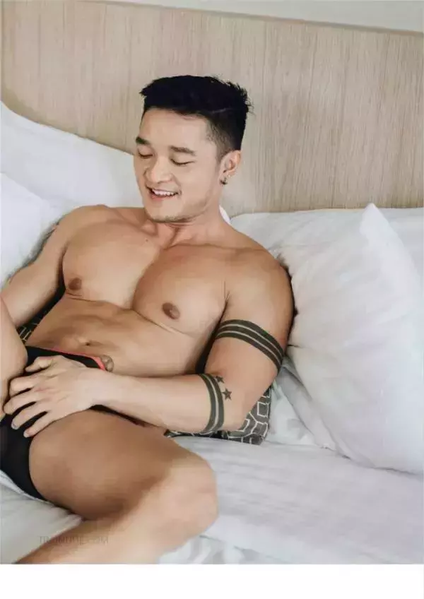 Fetish 04 | Jack Ryan (ebook + cum video)