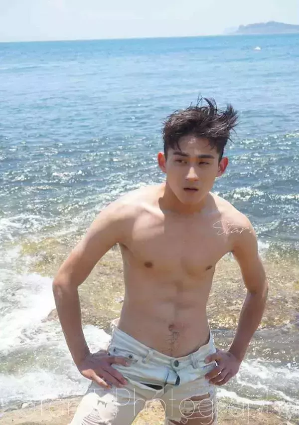 MR. Sunshine 01